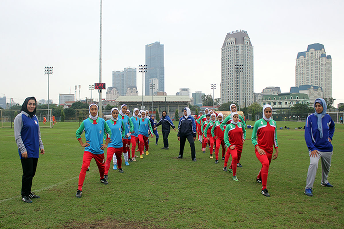 برگزاری رقابت های فوتبال پایه در قسمت بانوان