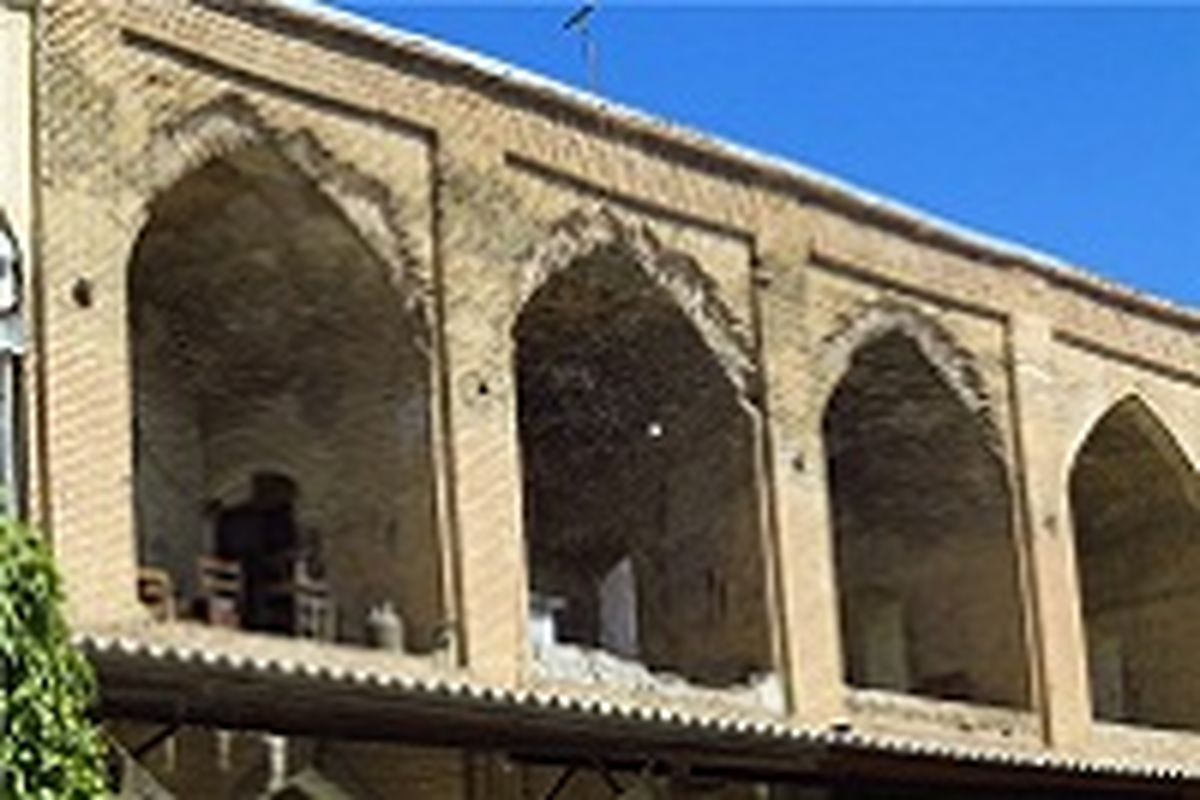 مرمت یک کاروانسرای قاجاری در شهرستان کازرون استان فارس