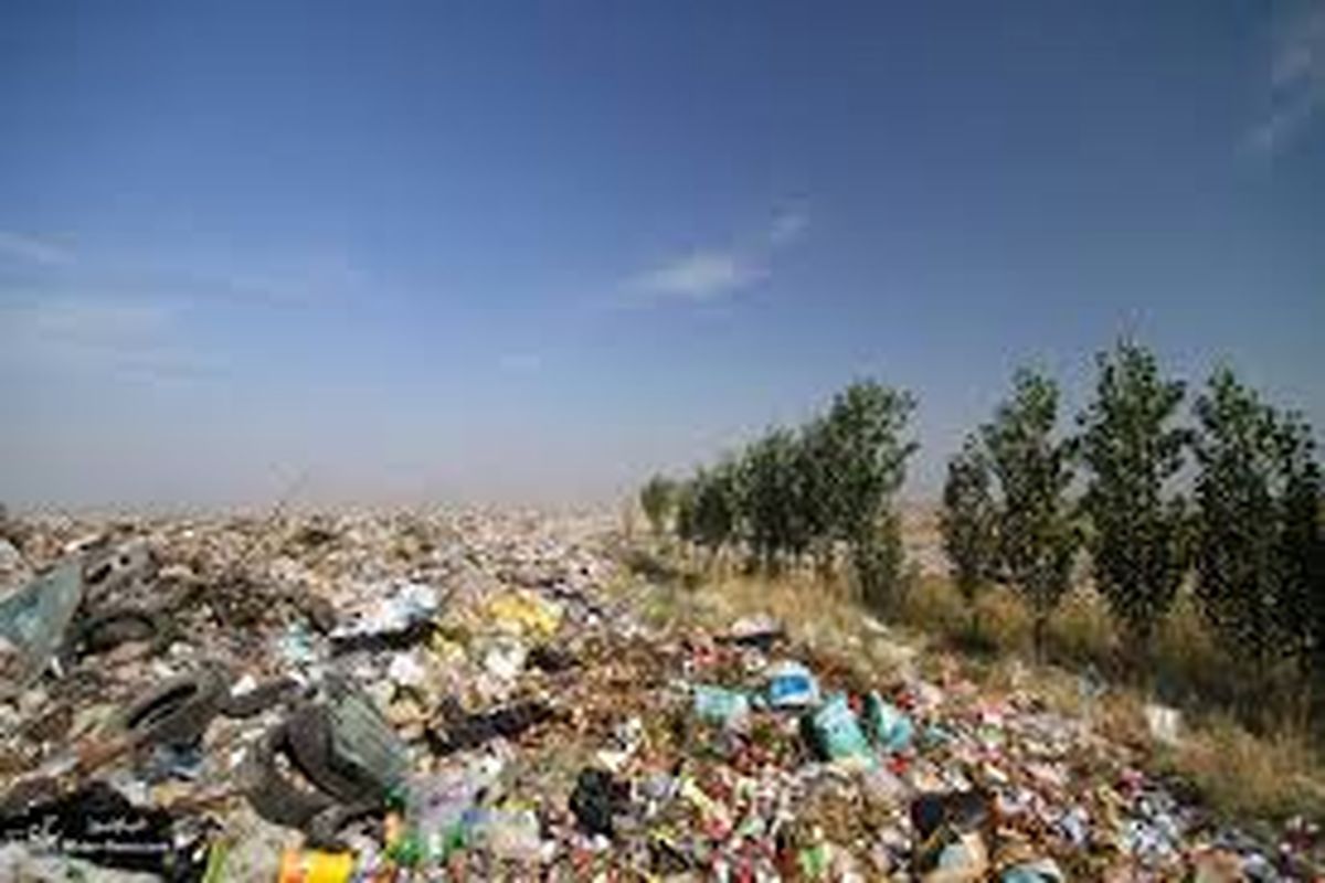مسئولین برای حل مشکل زباله ها در شهر سرابله چاره اندیشی کنند