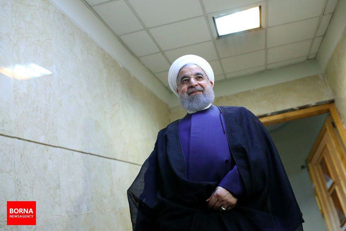 همایش تجلیل از فعالان ستاد انتخاباتی دکتر روحانی آغاز شد