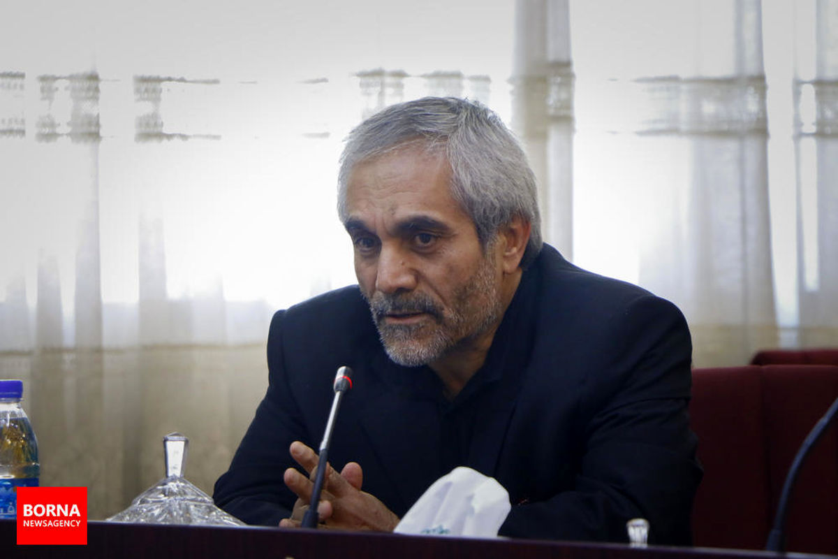 طاهری در پرسپولیس خواهد ماند