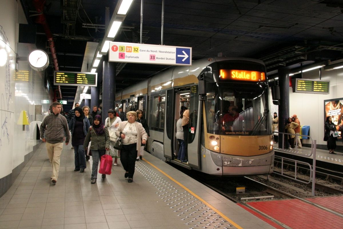 تروریست متروی بروکسل کشته شد
