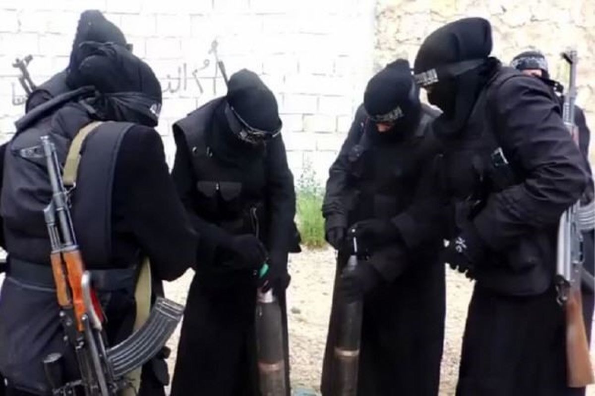 دستگیری هفت زن داعشی توسط گردان ۳۱۳