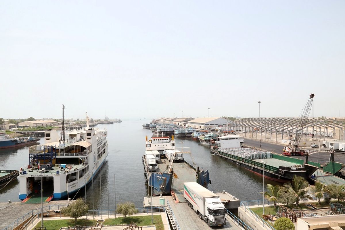 افزایش ظرفیت پذیرش کشتی ها در بندر شهید باهنر