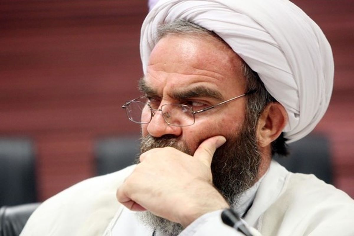 توهین به رییس جمهوری و ایجاد تفرقه زمینه فعالیت دشمنان را ایجاد خواهد کرد/ ۲۴ میلیون رای پشتوانه دکتر روحانی است