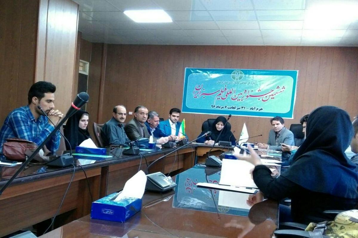 هدف از جشنواره فیلم سبز ارتقای فرهنگ زیست محیطی است