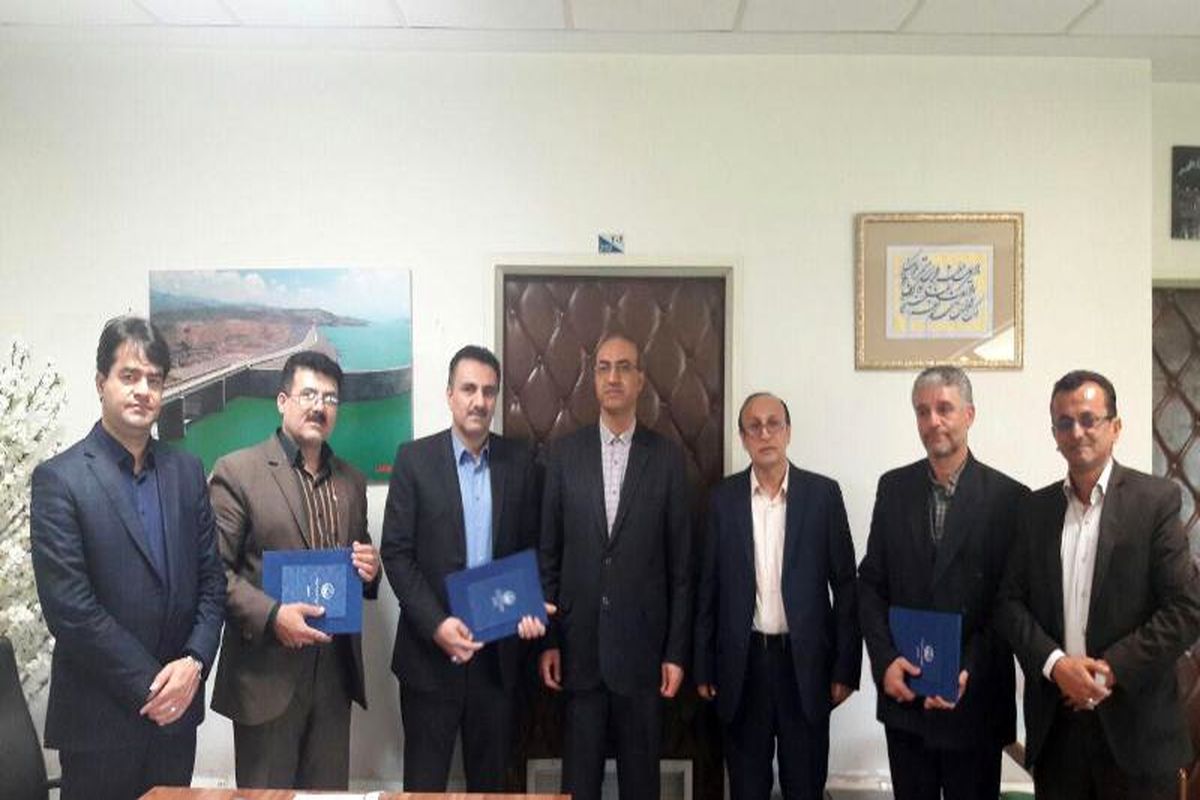 امضای تفاهم نامه سه جانبه اجرای طرح برکت آفتاب در قزوین
