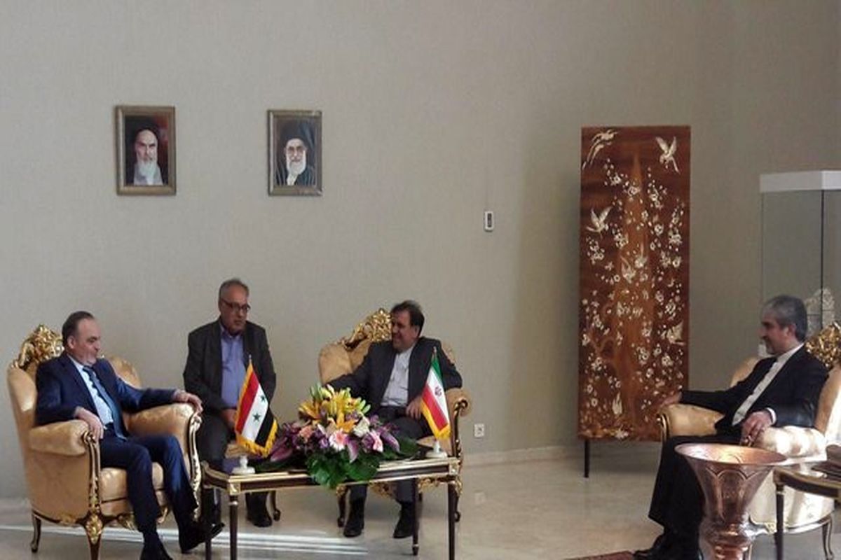 نخست‌وزیر سوریه وارد تهران شد