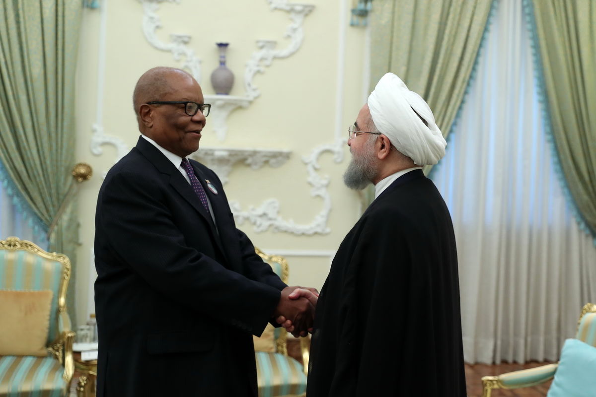 دکتر روحانی با نخست وزیر سوازیلند دیدار کرد