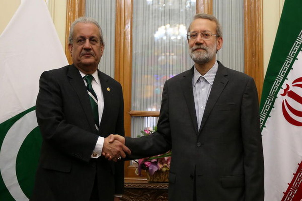 ایران در گسترش همکاری‌ با پاکستان هیچ محدودیتی قائل نیست