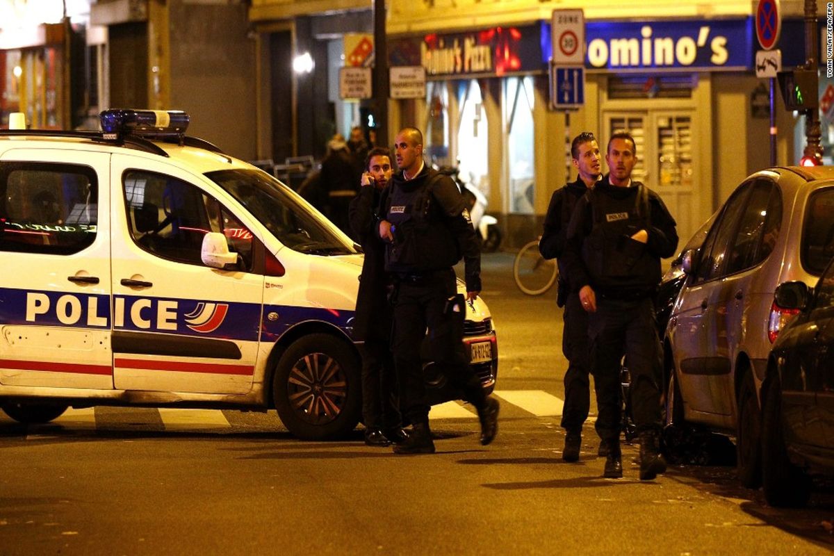 حمله به نظامیان فرانسوی در شهر پاریس/ حادثه عمدی بود
