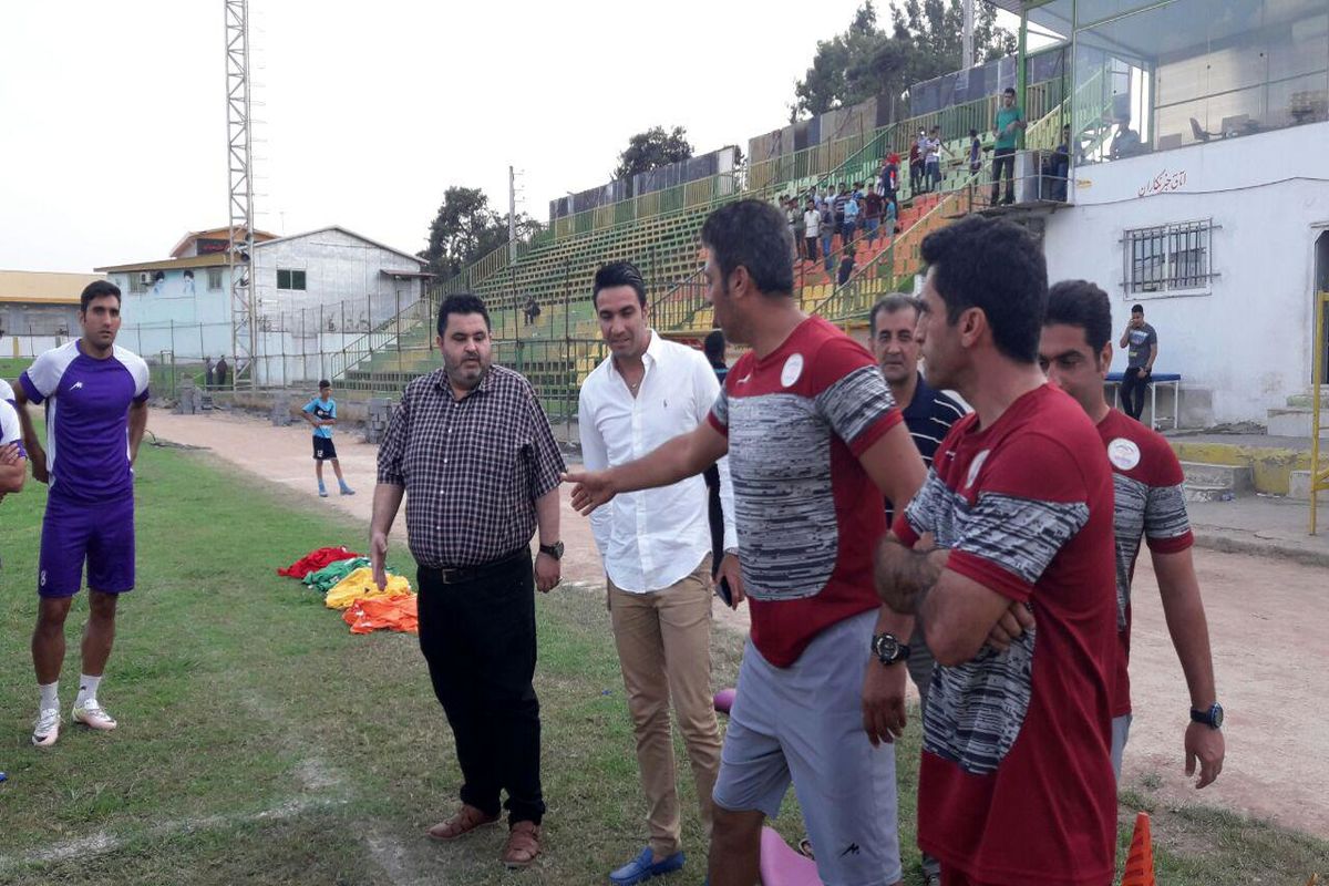 جواد نکونام سرمربی تیم فوتبال خونه به خونه مازندران شد