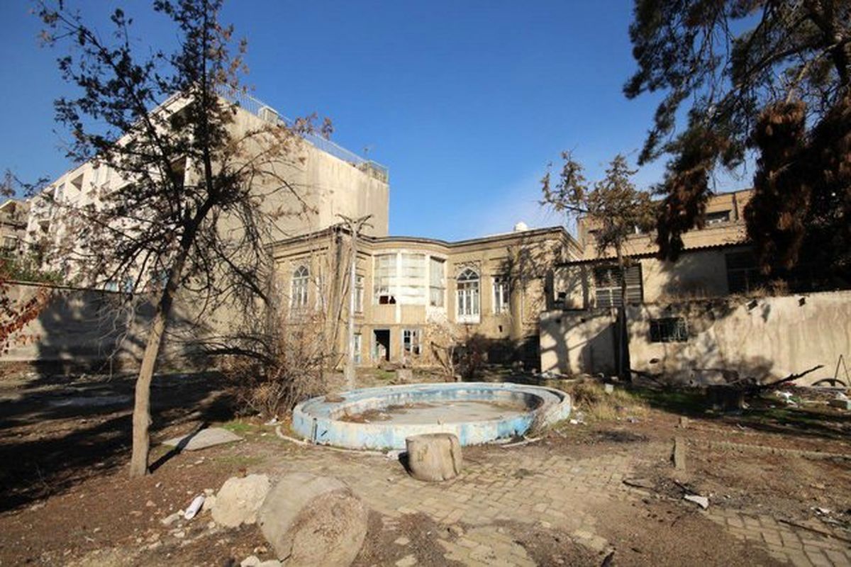 تخریب غیرقانونی مکان تاریخی در تهران