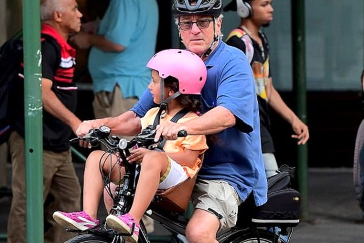 دوچرخه سواری پدرخوانده و دخترش در نیویورک سوژه رسانه ها شد