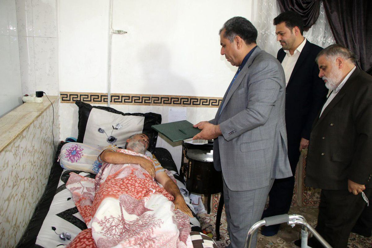 بازدید از آزاده سرافراز روستای گلحصار بخش کهریزک