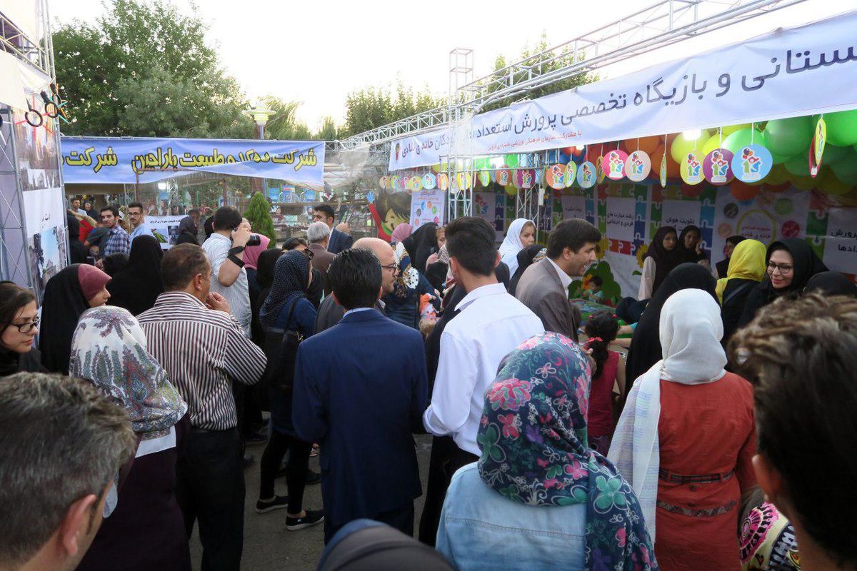 آغاز به کار جشنواره بزرگ سرگرمی و اوقات فراغت در بوستان بانوان قزوین