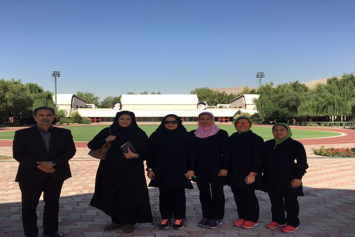 رئیس فدراسیون اسکی از تمرینات دختران ملی‌پوش بازدید کرد