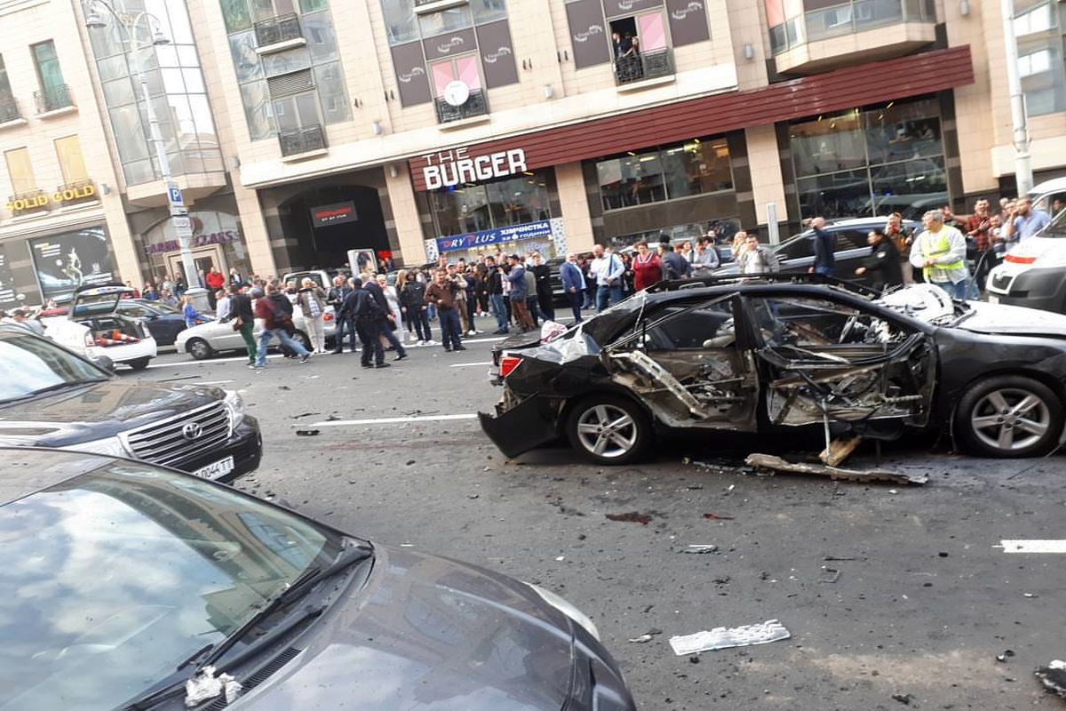 انفجار یک خودرو در مرکز شهر / یک مرد کشته ، زن و کودک زنده ماندند