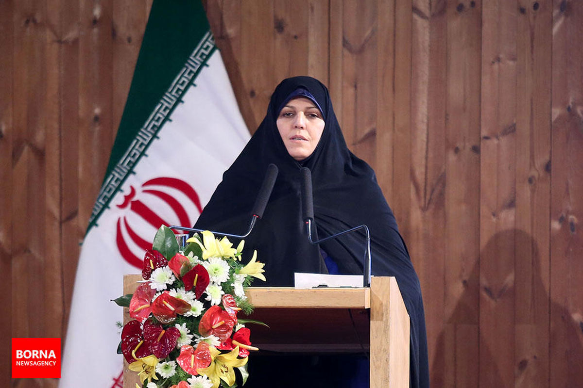 در کلان‌شهرها به فرآیند توسعه بی‌توجهی می‌شود/حمل‌ونقل‌های عمومی مردانه‌اند