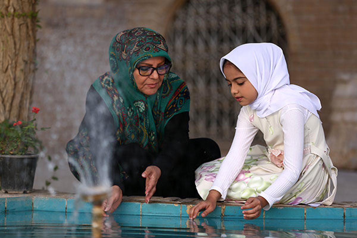 روایت آشنایی یک کودک با حجاب و مسجد در یک کلیپ