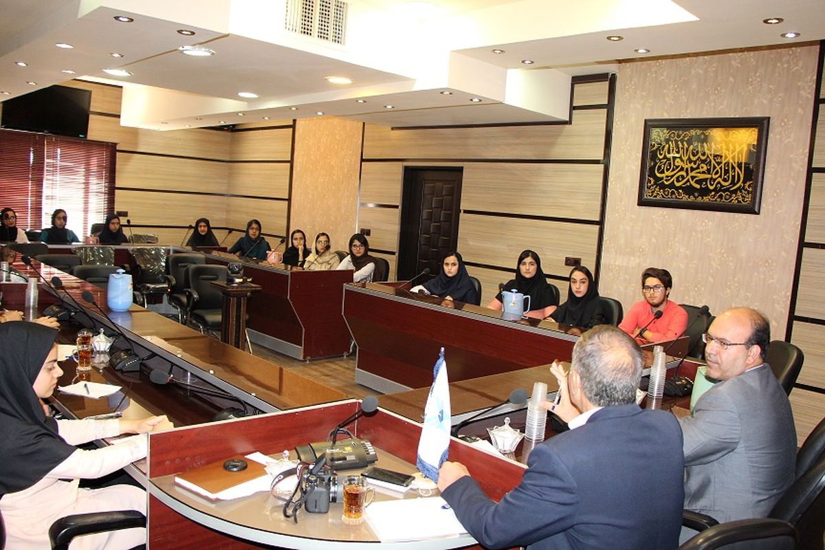 دیدار جمعی از جوانان فعال صلح با رئیس دانشگاه آزاد اسلامی سیرجان