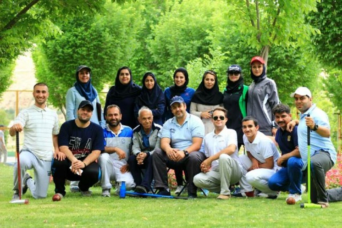 تیمهای بانوان و آقایان وودبال فارس به مسابقات کشوری اعزام شدند