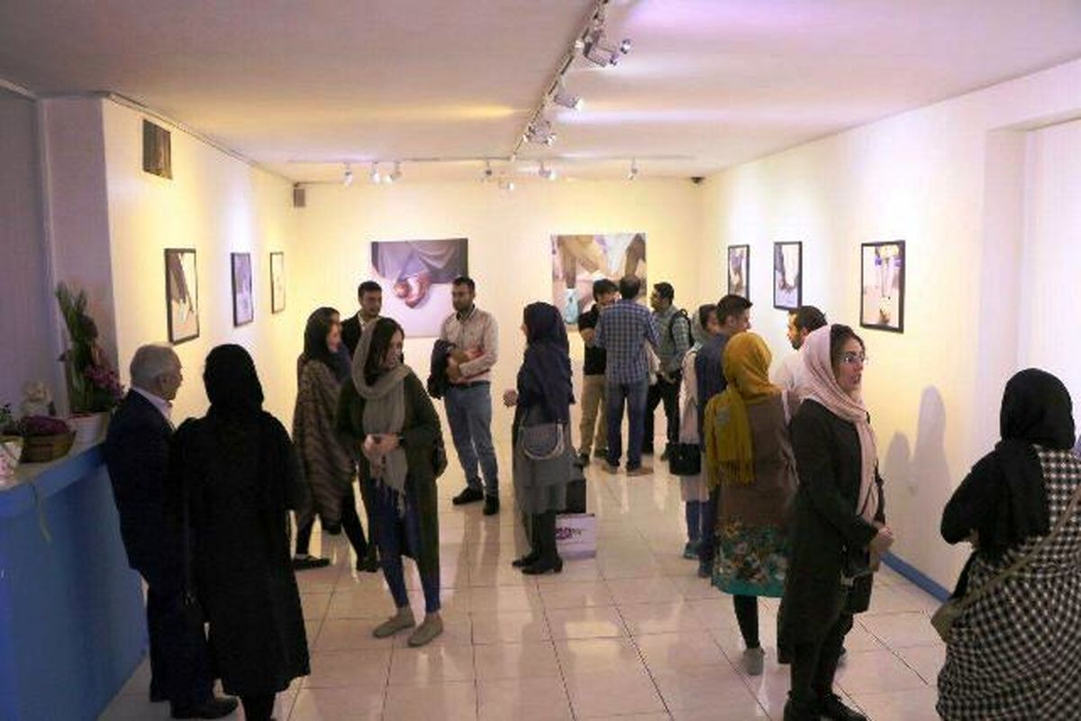 نمایشگاه نقاشی‌های سهیلا طیبی در گالری رج تهران افتتاح شد