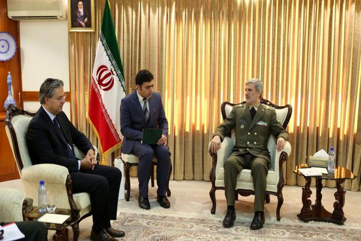 وزیر دفاع با سفیر ترکیه در ایران دیدار کرد