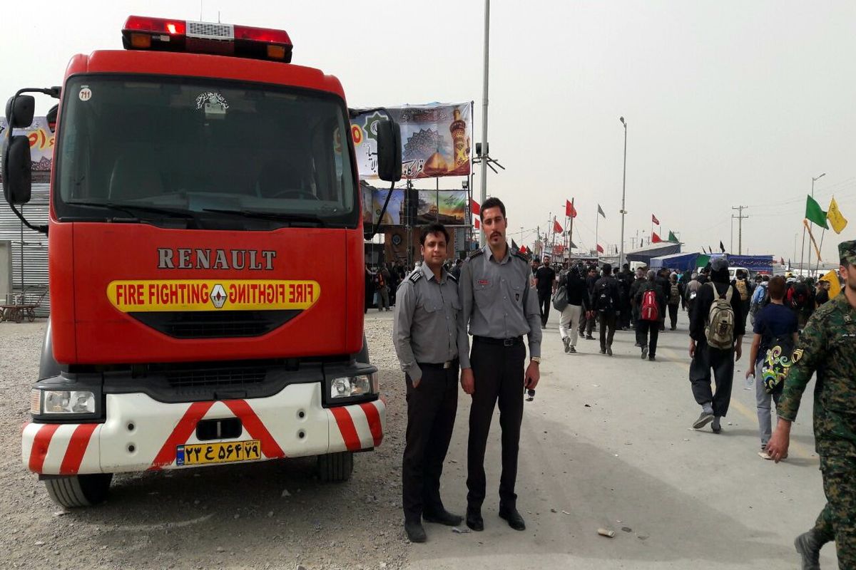 اعزام یک دستگاه خودروی اطفای حریق و سه نیروی عملیاتی به مرز مهران