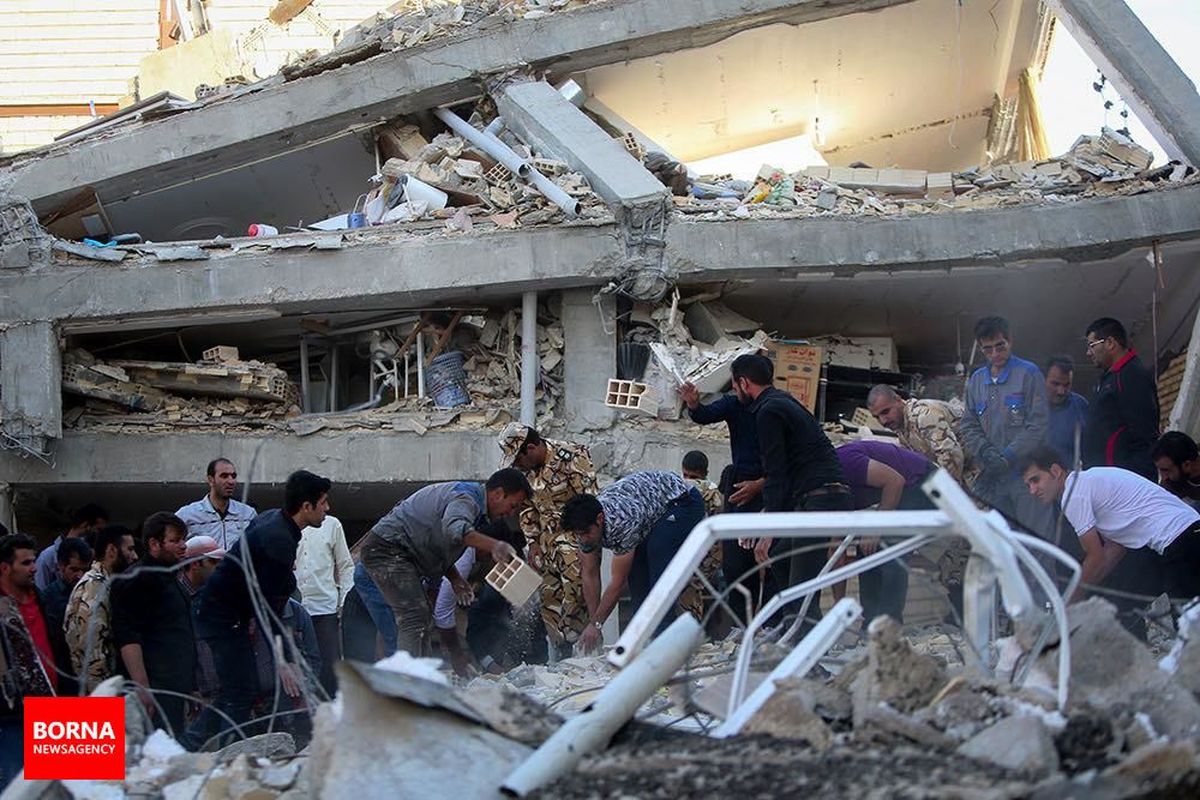 راه اندازی کمپین حمایت از هموطنان زلزله زده در خانه جوانان خراسان رضوی