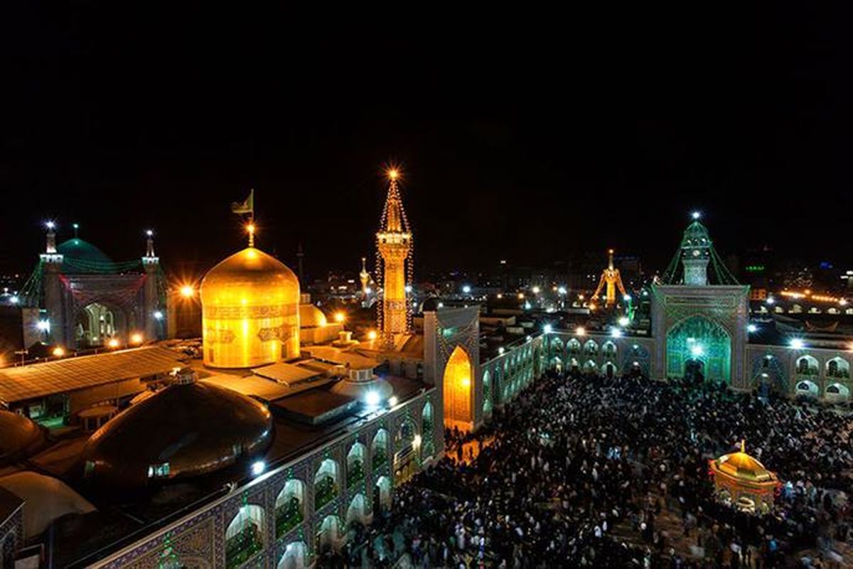 چرا امام رضا(ع) و هارون‌الرشید را در یک جا دفن کردند؟