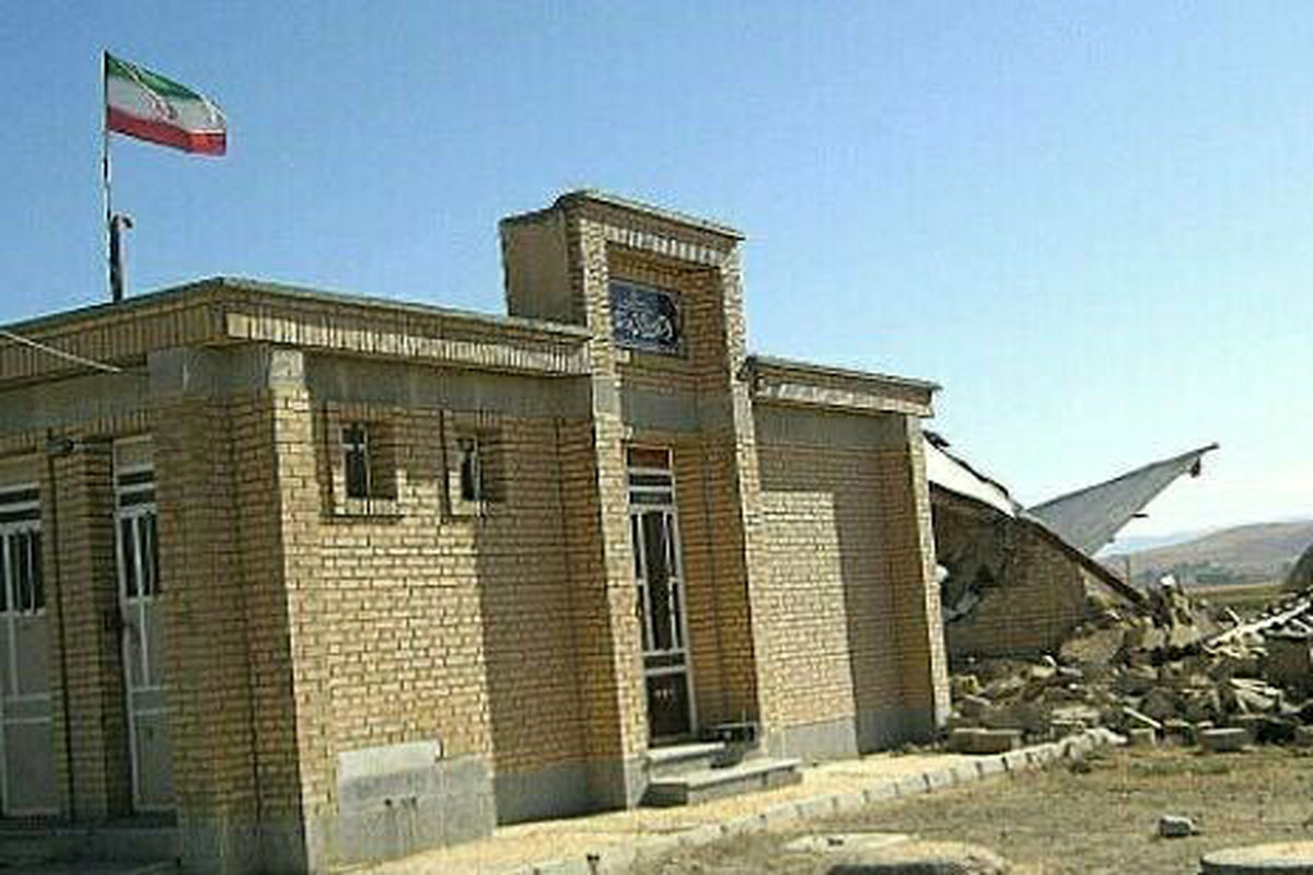 تخریب ۷۸ مدرسه در مناطق زلزله زده/آغاز نوسازی مدارس از هفته آینده
