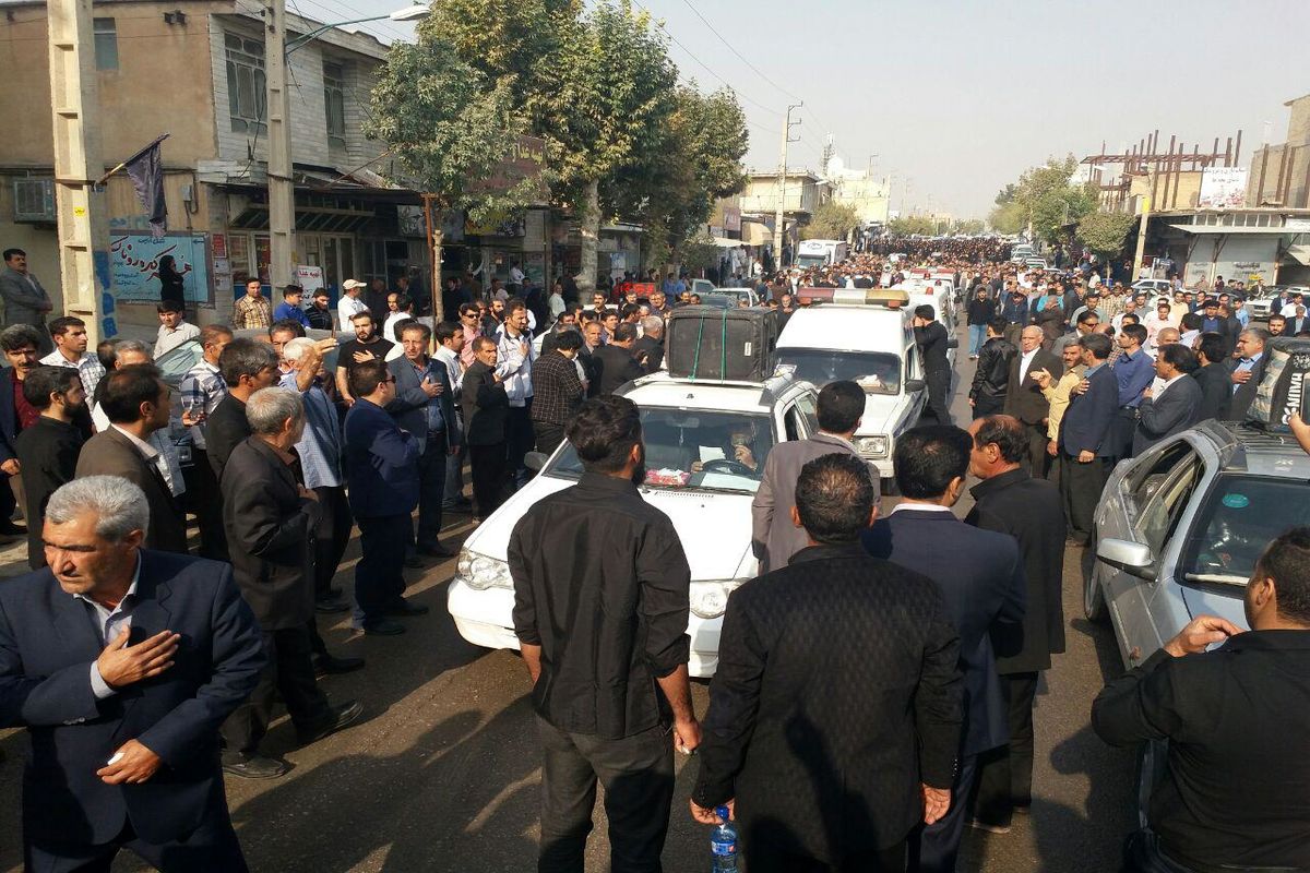جان باختگان حادثه پالایشگاه تهران در شهر سرابله تشیع شدند