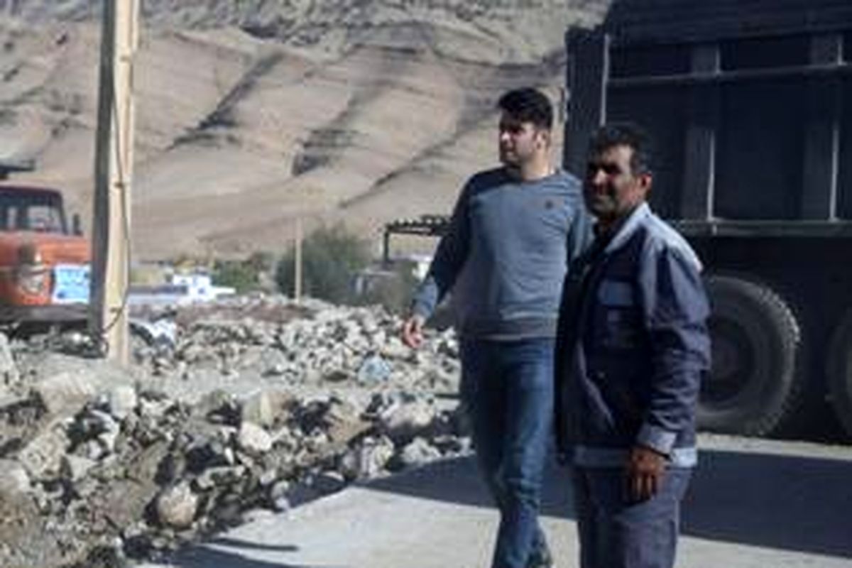اجرای سید علی ضیا در مناطق زلزله زده
