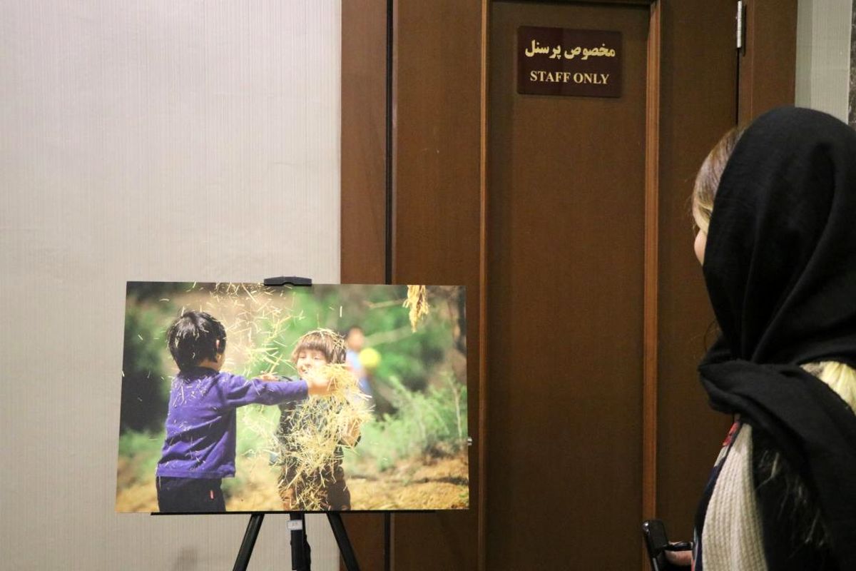 عکس ها مرهمی برای کودکان زلزله زده