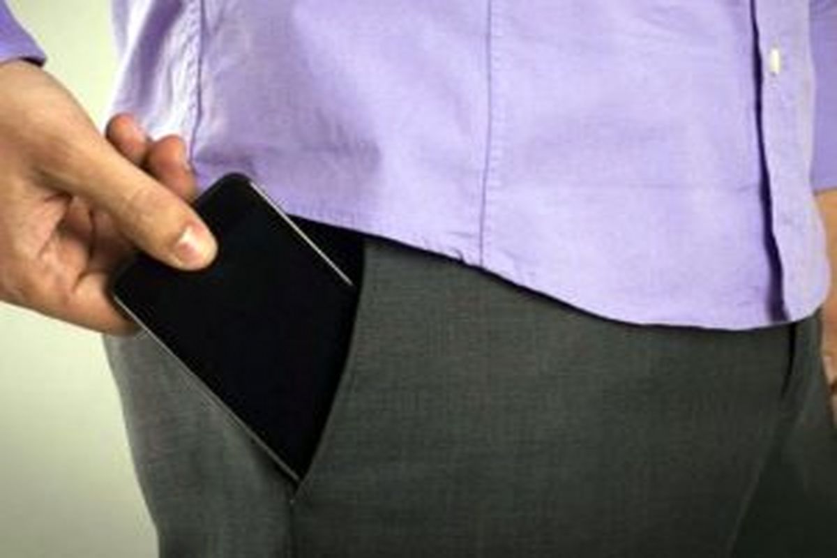 نگهداری موبایل در جیب امکان مبتلا شدن به سرطان را افزایش می‌دهد