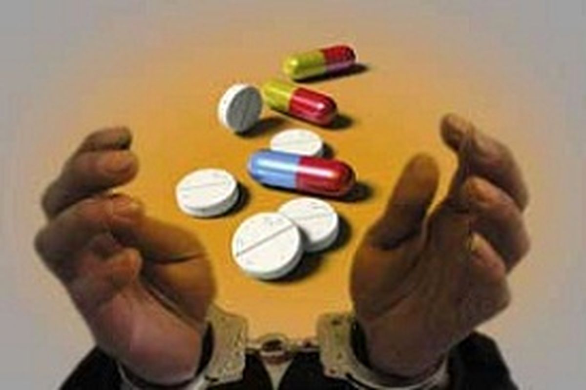 پزشک قلابی در سیرجان بازداشت شد