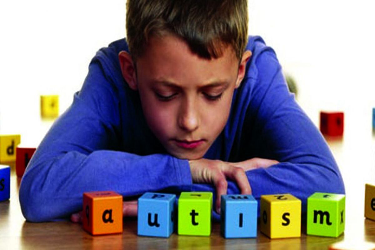 نیاز کودکان اوتیسم  به  مرکز خدمات  خاص