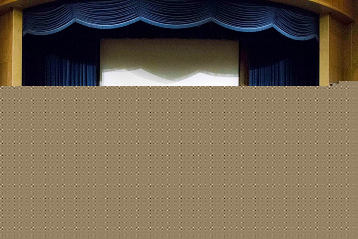 خادمان نوروزی سفرهای دریایی هرمزگان از سوی معاون وزیر راه تقدیر شدند