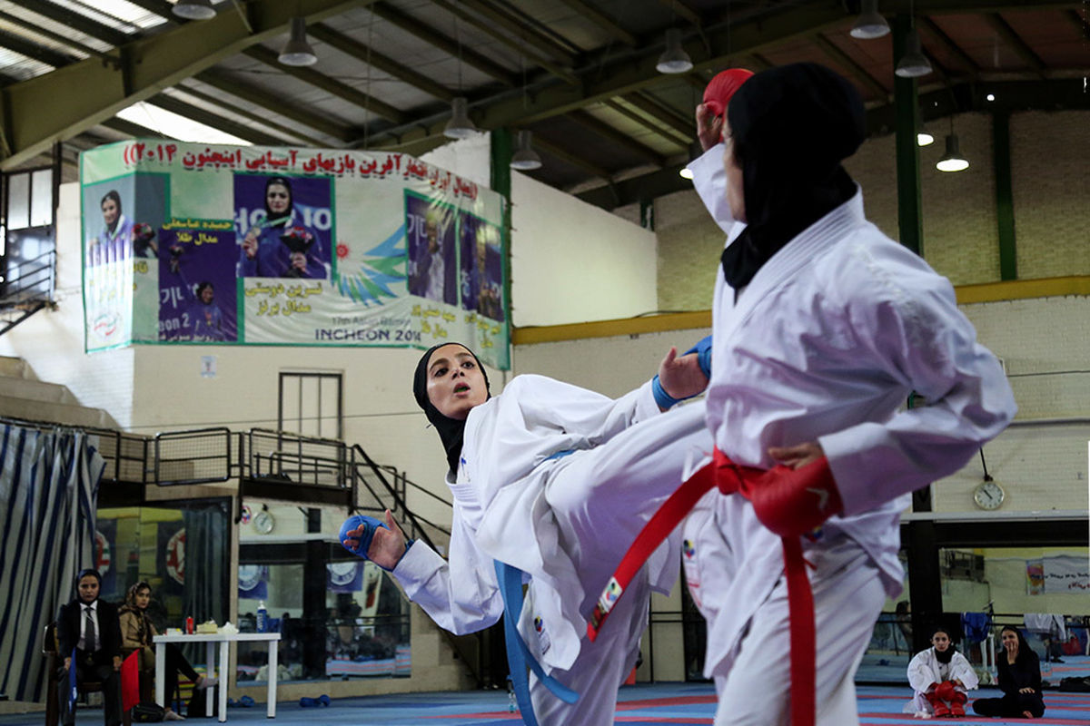 تیم کاراته بانوان گیلان در سوپرلیگ کشور در رتبه دوم قرارگرفت