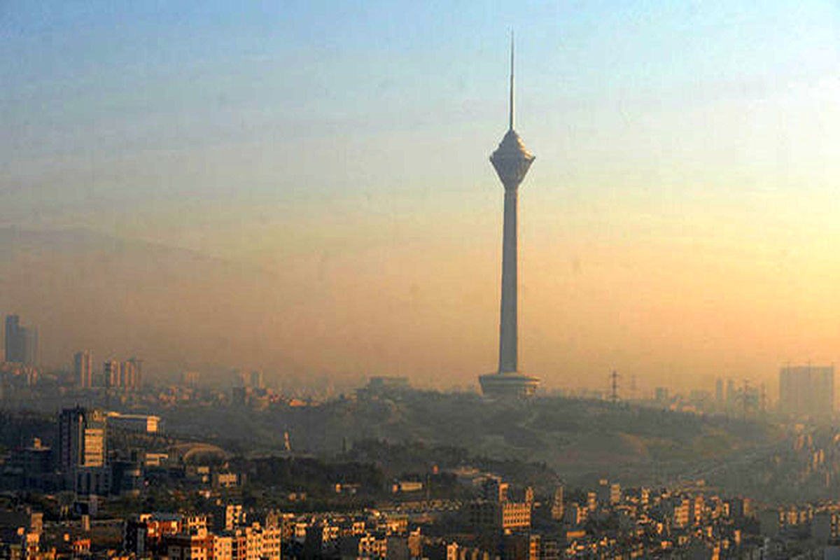 تهران بعد از بوی نامطبوع با افزایش ۴۰ واحدی آلودگی هوا مواجه شد