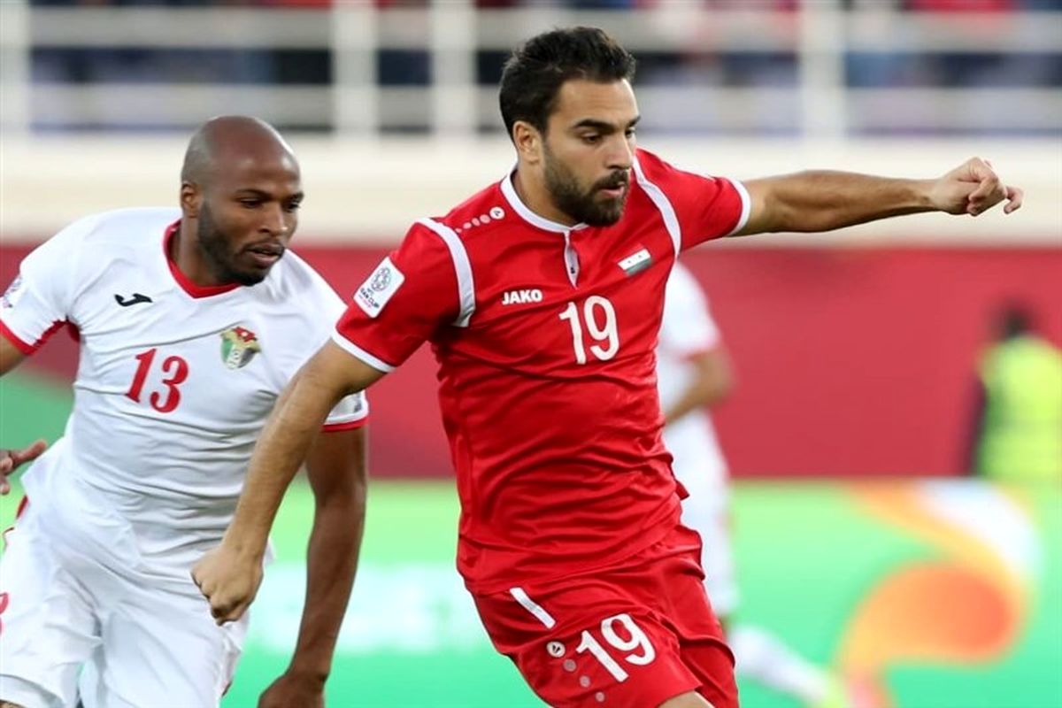 حرکت غیرمنتظره پادشاده اردن موقع بازی تیم ملی کشورش مقابل سوریه+عکس