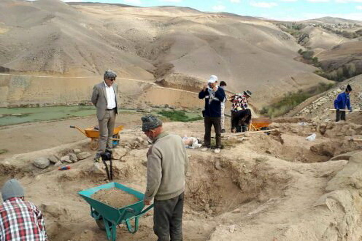 کشف بنای آجری بی نظیر از دو هزار سال قبل از میلاد