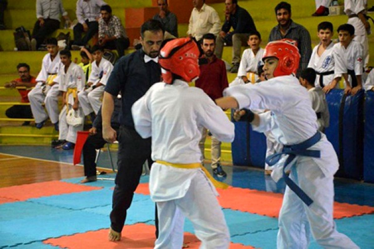 اروند قهرمان رقابت های کاراته قهرمان کشوری شد/نفت مسجد سلیمان و خوزستان دوم و سوم شدند