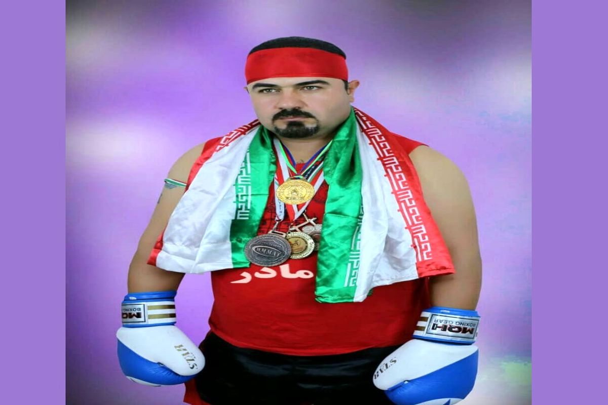 ورزشکار بوکانی آذربایجان غربی به مناسبت چهل سالگی انقلاب اسلامی رکورد ضربات آپرکات را خواهدشکست