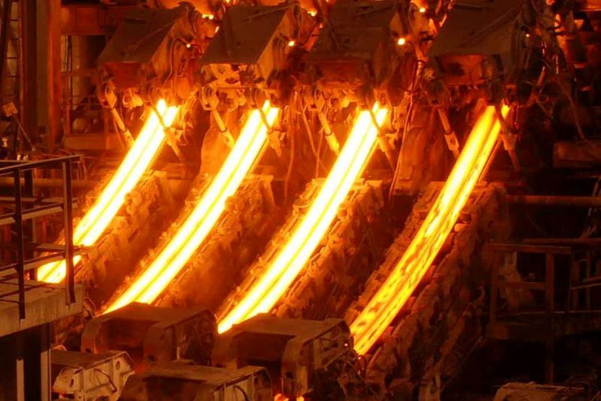 تولید فولاد خام از ۵۹۷ هزار تن به ۲۰۸۳۳ هزار تن رسید