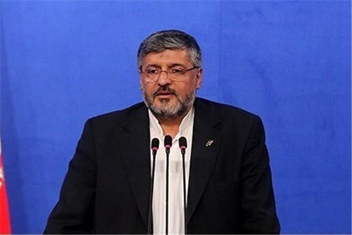 شهدا اسطور‌ه های تاریخ معاصر و سند هویت ملی ما هستند