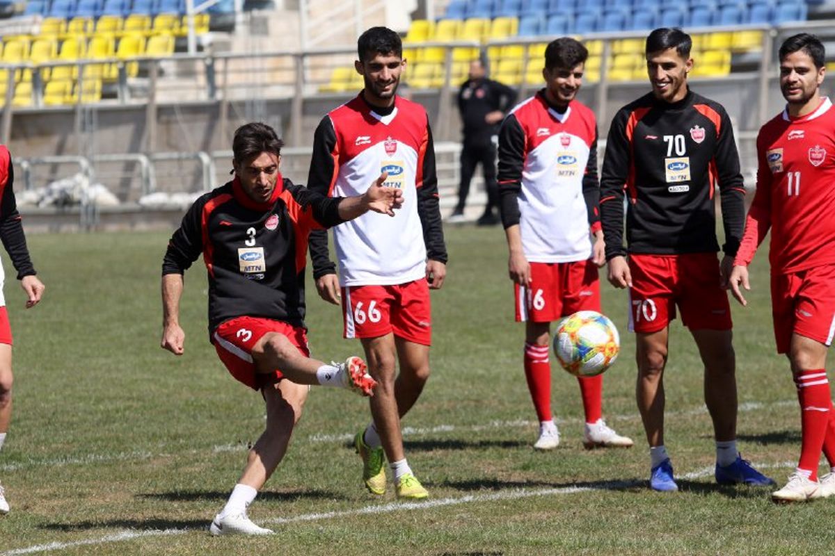 برانکو ۲۰ پرسپولیسی را برای بازی با پاختاکور به اردو فراخواند