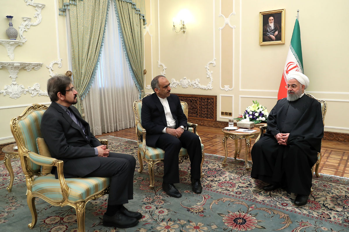 سفرای جدید ایران در فرانسه و تاجیکستان با روحانی دیدار کردند