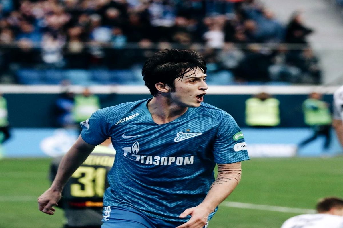 زنیت با گلزنی سردار آزمون صدر جدول را حفظ کرد